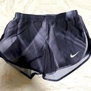 gray nike dri-fit shorts